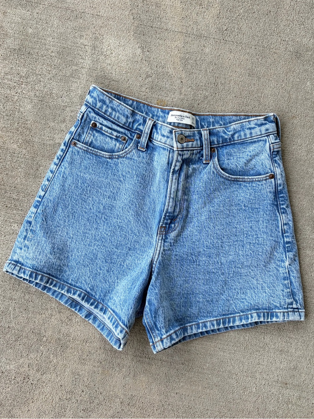 Abercrombie and Fitch The Dad Short High Rise Denim Jean Shorts 29/8 Blue